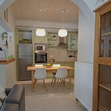 House 'to Abeli'